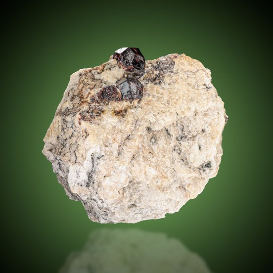 Almandine-Val Malenco | Sondrio Province | Lombardy | Italy